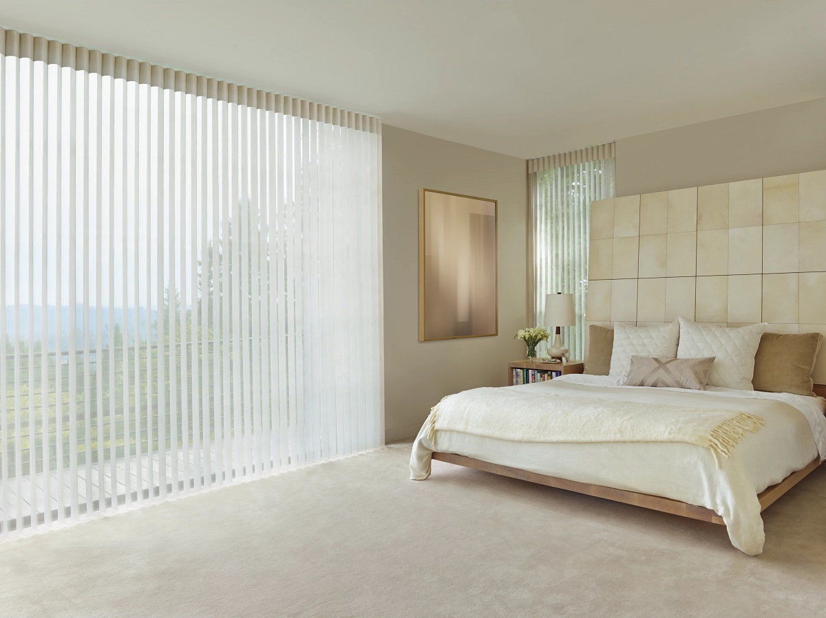 vertical bedroom blinds